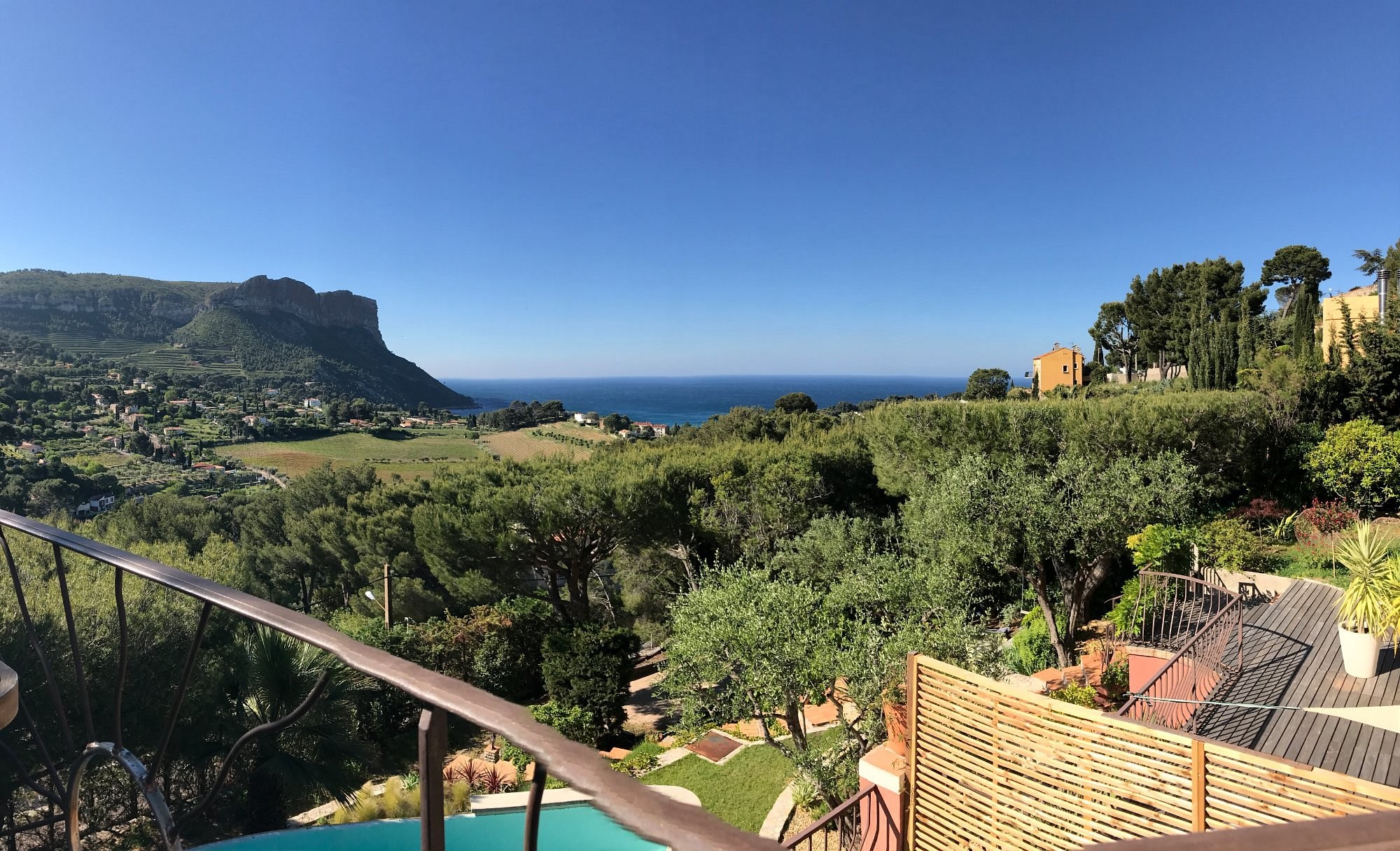 VILLA ANDREA, Maison d'Hôtes à Cassis