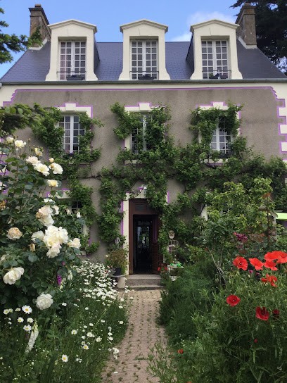 Poletaeff Hélène, Chambre d'Hôtes à Canville-la-Rocque