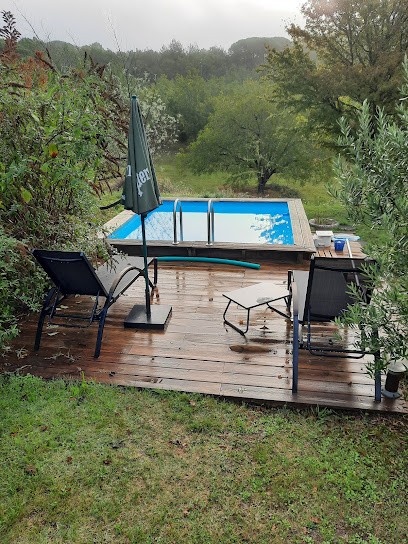 Gîte Bourguette, Location de Vacances à Saint-Paul-Lizonne