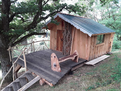 Le Village Insolite, Chambre D'hôtes à Navour-sur-Grosne