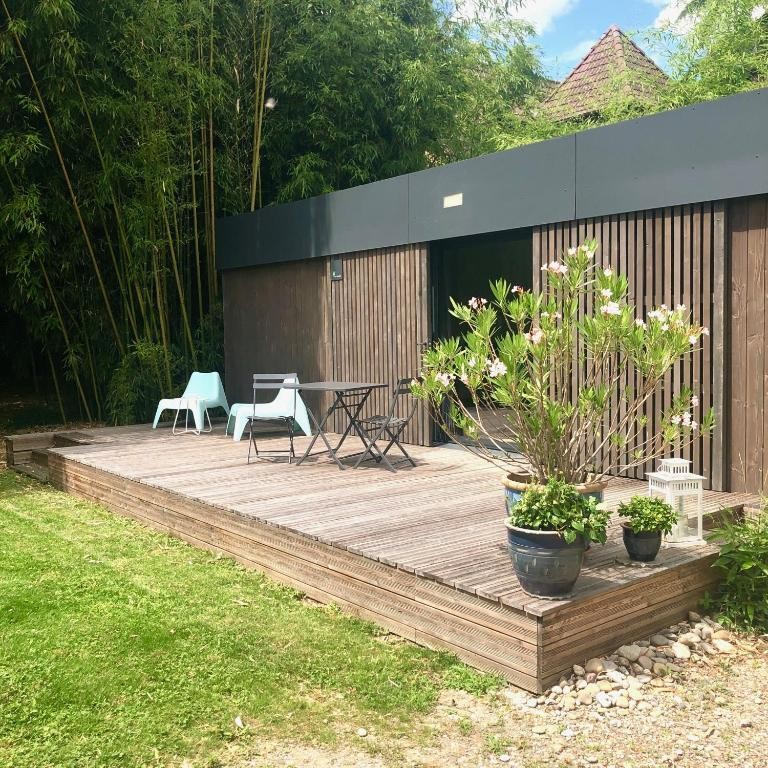 Un petit nid dans la verdure, Chambre d'Hôtes à Porte du Ried