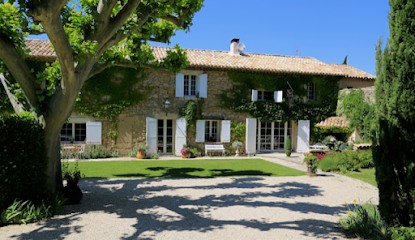 La Magnanerie, Location de Vacances à Robion