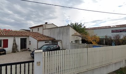 B&B Charming room and pool, Chambre d'Hôtes à Tourrettes