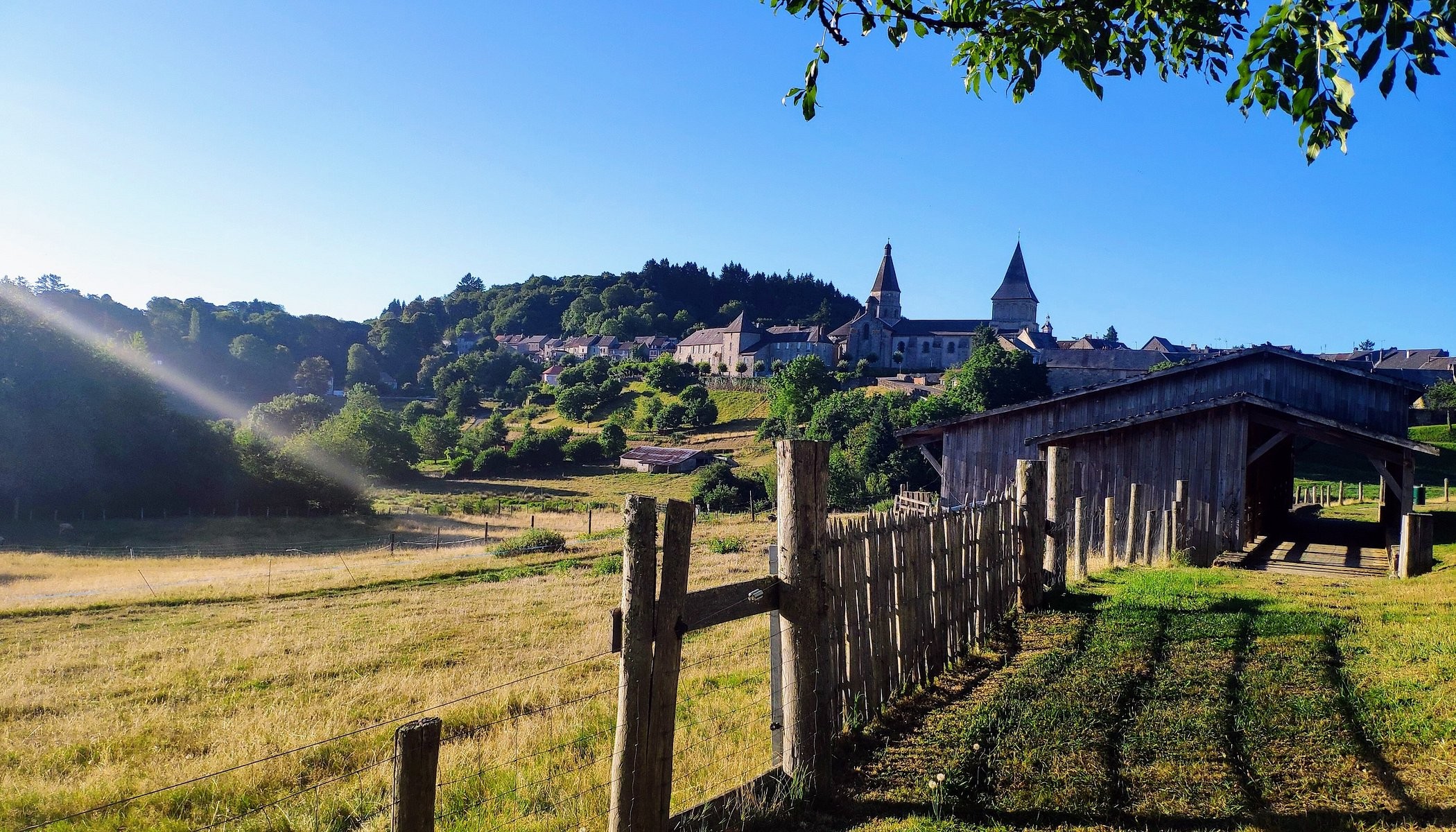 Les Remparts, Chambre d'Hôtes à Bénévent-l'Abbaye