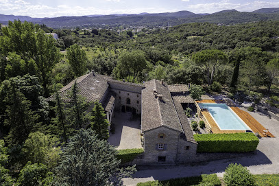 Les Terres Aoyama, Maison D'hôtes à Saint-Julien-les-Rosiers
