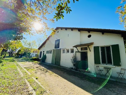 le Clos des Amandiers, Gîtes de Méjanes, Location de Vacances à Saintes-Maries-de-la-Mer