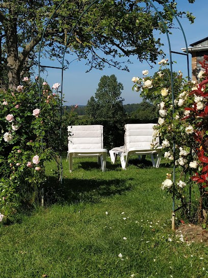 The Garden B & B, Chambre d'Hôtes à Isigny-le-Buat