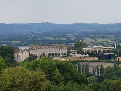 Gite de la Pierre de Couhard, Chambre d'Hôtes à Autun