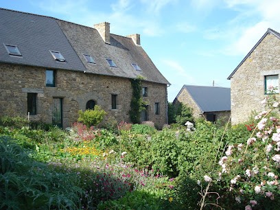 Gîte Courtoux, Location de Vacances à Saint-Germain-en-Coglès