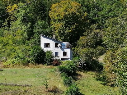 B&B Chez Nous, Chambre d'Hôtes à Messeix