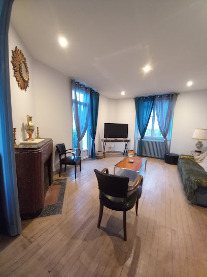 Gîte "La Maison D'anaïs " Location De Vacances à Lassouts