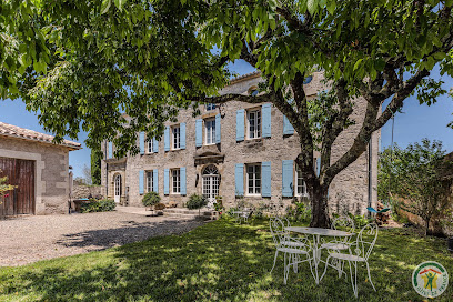 Un Petit Château, Chambre D'hôtes à Lauzun
