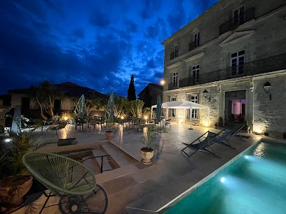 Demeure Sainte Clotilde, Chambre d'Hôtes à Neffiès