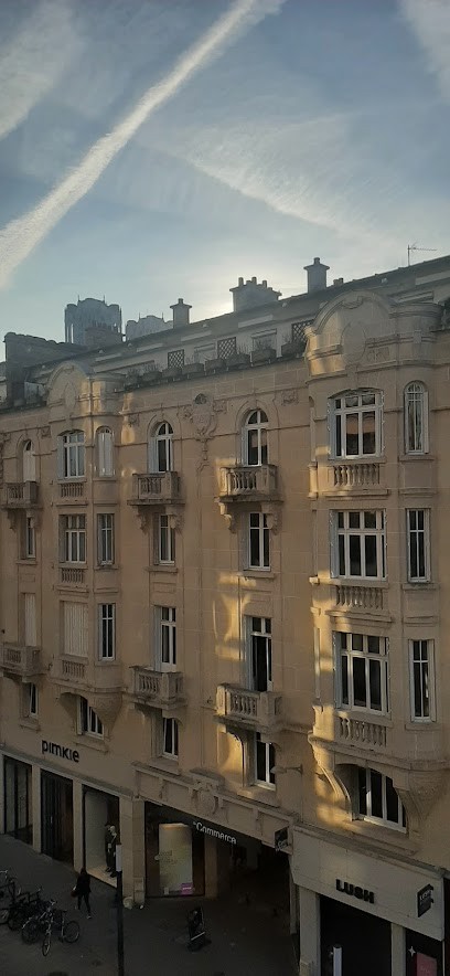 Chambre Cosy Hyper Centre, Chambre d'Hôtes à Reims