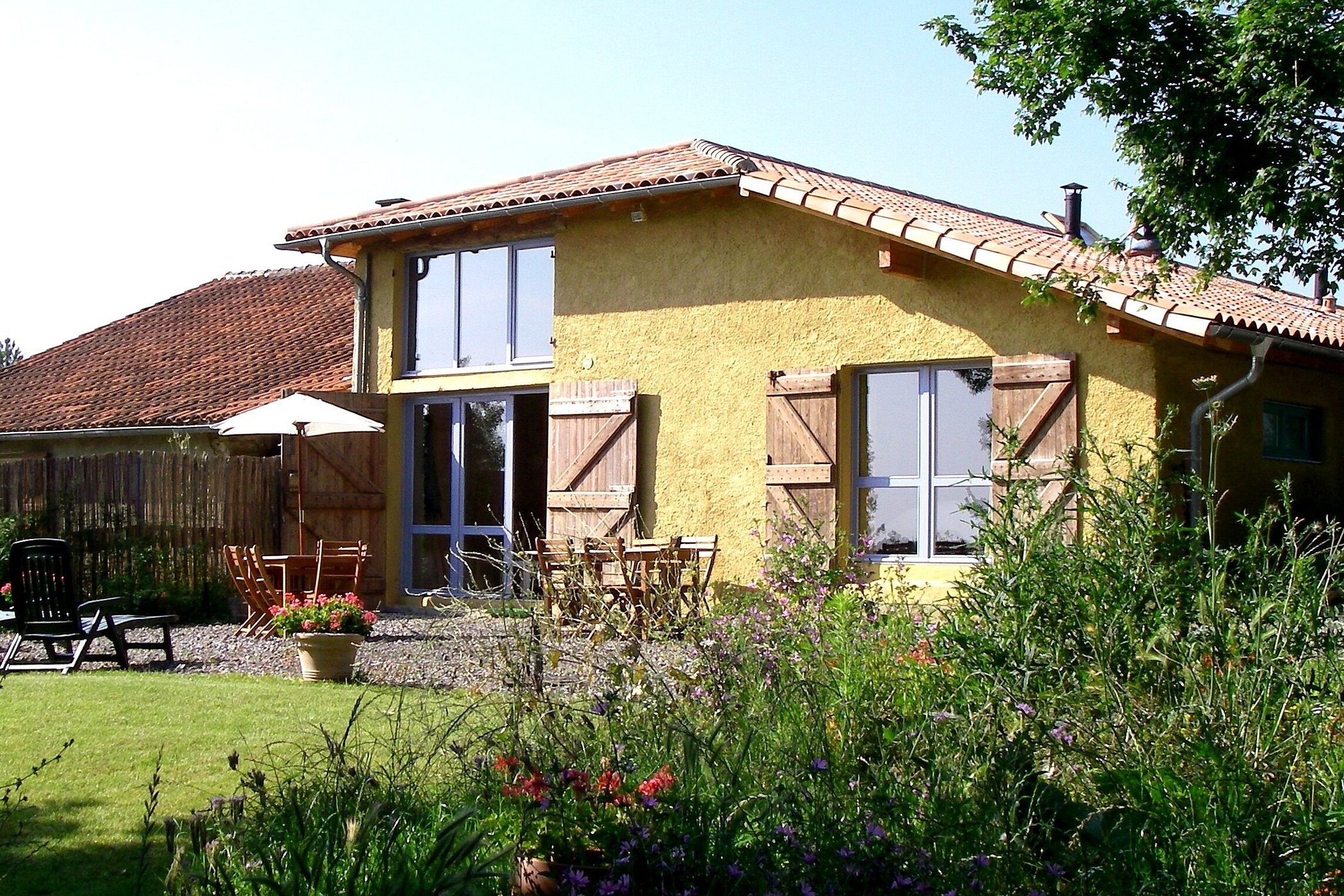 Les éco-logis d'Ensarnaut, Maison d'Hôtes à Lamaguère