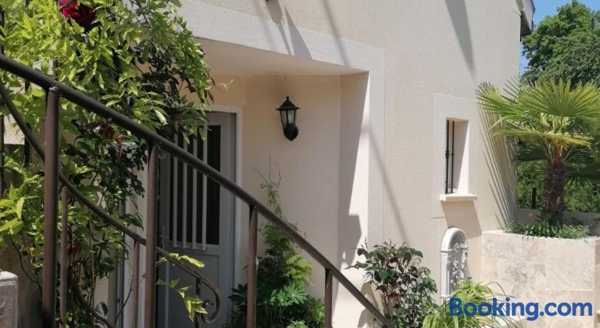 AU FIL DE L'EAU, Chambre d'Hôtes à Mouroux