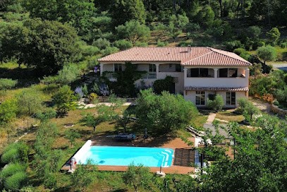 La Villa aux Oliviers, Chambre d'Hôtes au Val