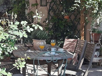 Chambres d'hôtes La Nichée Montanay (69250), Chambre d'Hôtes à Montanay