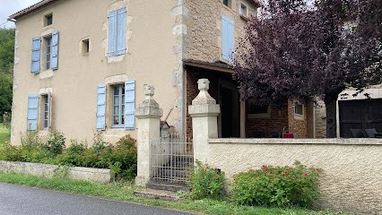les chambres de la p'tite vallée, Chambre d'Hôtes à Anglars-Juillac