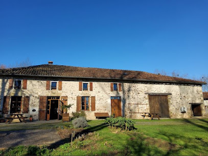 Maison Gîte La Tribu De Lavaud Chambre D'hôtes à Saint-Quentin-sur-Charente