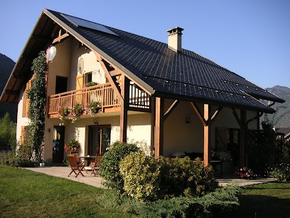 Chambres Et Table D'hôtes Le Courtil, Chambre d'Hôtes à Sainte-Marie-de-Cuines