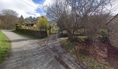 LES CHARTREUX DU PAYS DES EAUX VIVES, Chambre d'Hôtes à Marcillac-la-Croisille