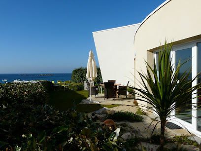 Location Bord De Mer, Rdc Avec Jardin Privatif. Location De Vacances à Cléder