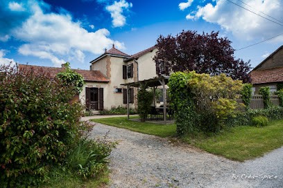 Biberon Odile - Chambres d'hôtes des Garlauds, Chambre d'Hôtes à Cronat
