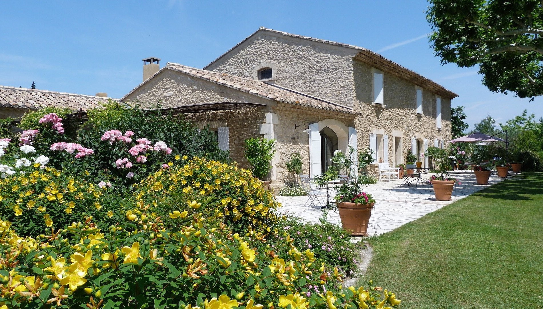 Mas de Chantounette, Maison d'Hôtes à Cheval-Blanc