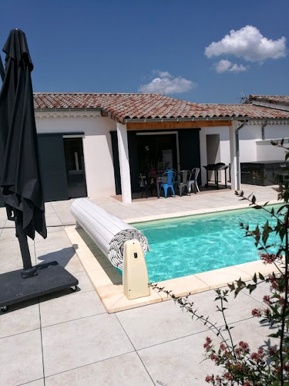 Les Maisons Dans Les Vignes, Location de Vacances à Joyeuse