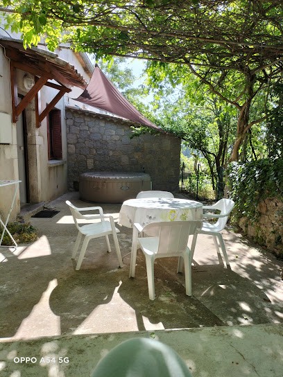 A LA BONNE FRANQUETTE - Gîtes Ardéchois, Location de Vacances à Ruoms