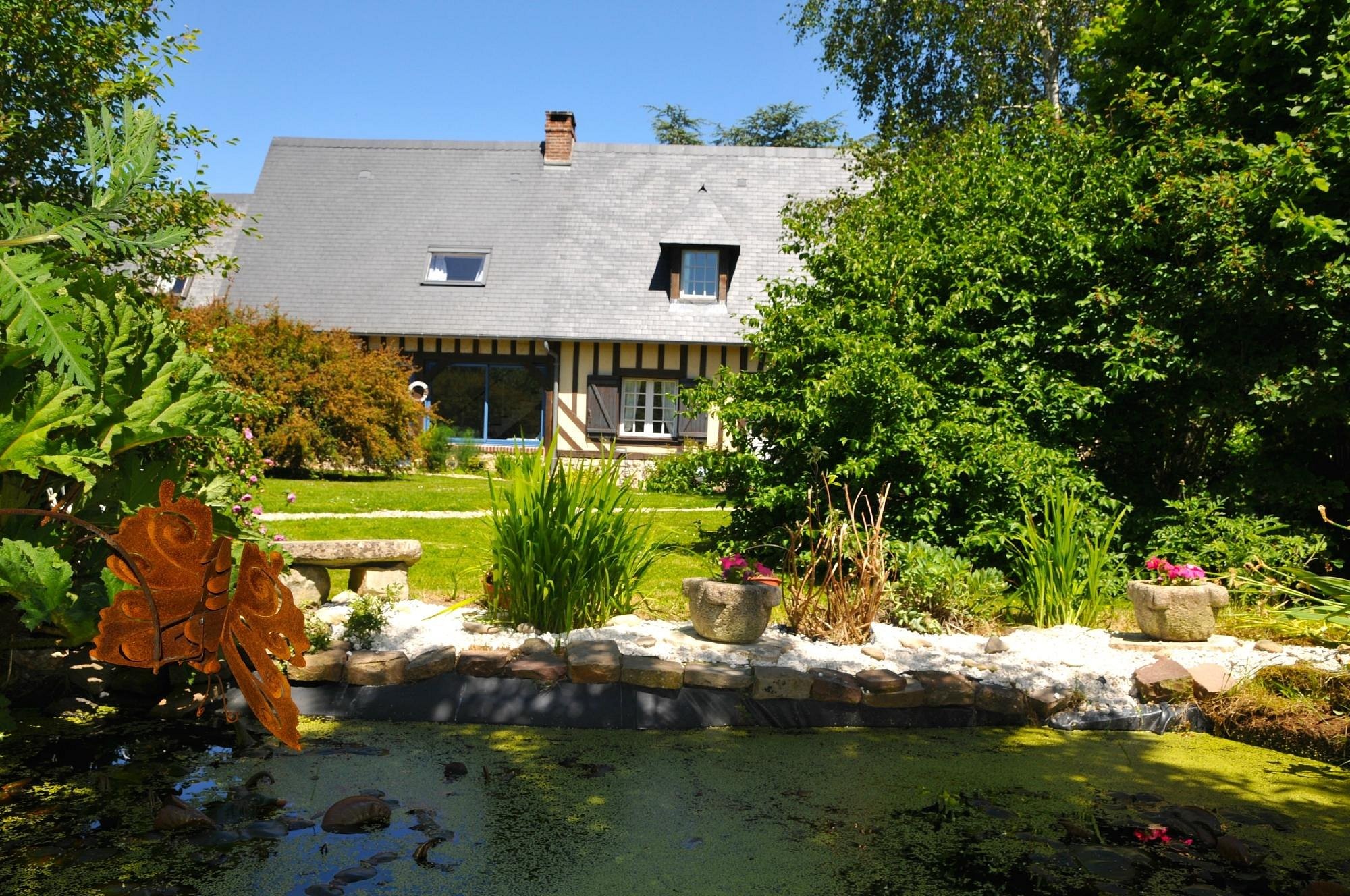 Breakfast Le Bois Des Pierres, Chambre d'Hôtes à Conteville