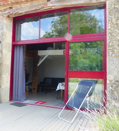 Gîte LE LOFT, Location de Vacances à Dieulivol