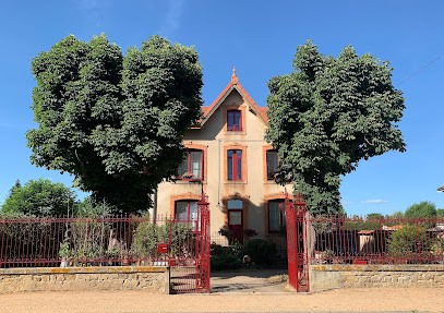 Mas Terre Chambres D'hôtes En Auvergne, Chambre d'Hôtes à Lezoux