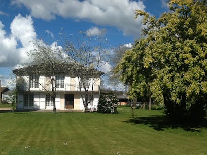La Maison de Balland:Location grand gîte maison de vacances(Lacs de Haute Charente Limousine), Location de Vacances à Sauvagnac