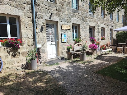 Les Gîte Du Moulin De La Papeterie, Chambre d'Hôtes à Tence