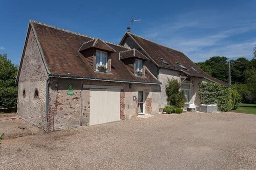 Les Jarrières, Chambre d'Hôtes à Dame-Marie-les-Bois