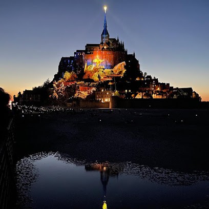 Chambre Chez L’habitant à Proximité Du Mont-Saint-Michel, Chambre d'Hôtes à Saint-Senier-sous-Avranches