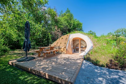 Les Chaumières De Brameix, Location de Vacances à Neuvic