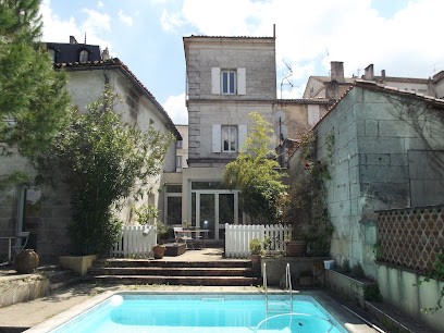 Fountain Chande, Chambre d'Hôtes à Angoulême