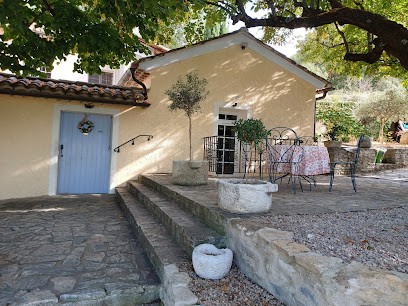Les Deux Tilleuls, Chambre d'Hôtes à Sablet