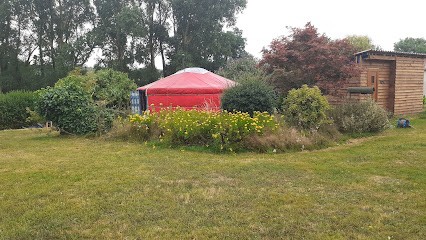 Aux Deux Chèvres, yourte et chambre d'hôtes à la campagne., Chambre d'Hôtes à Clessé