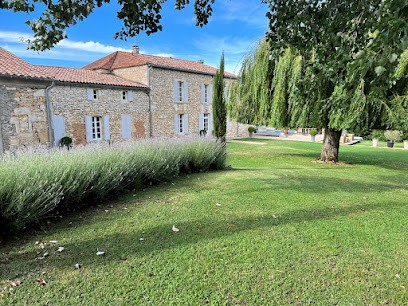 Chambres d’hôtes La Girarde, Chambre d'Hôtes à Saint-Quentin-de-Caplong