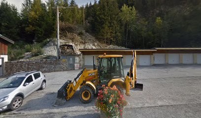 Entre montgane et rivière, Maison d'Hôtes à Planay