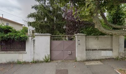 The Garden of Aristide, Chambre d'Hôtes à Champigny-sur-Marne