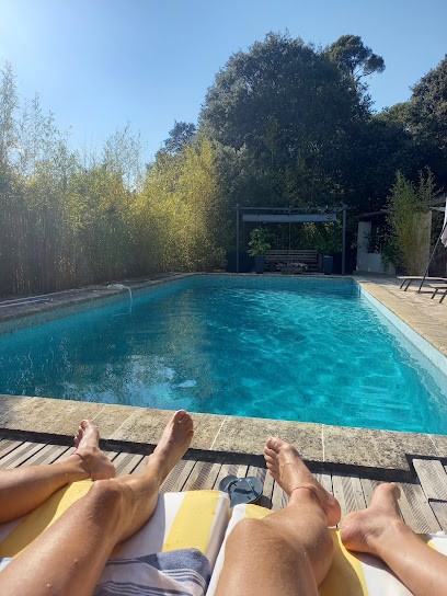 Chambre D'hotes Les 3 Saisons, Location de Vacances à Cucuron