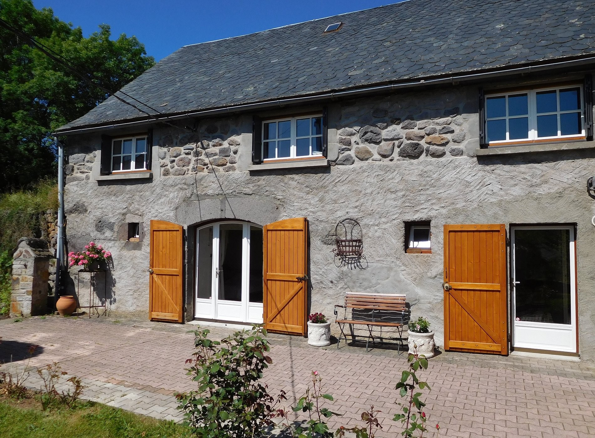 Grange de la bastide, Chambre d'Hôtes à Laveissière