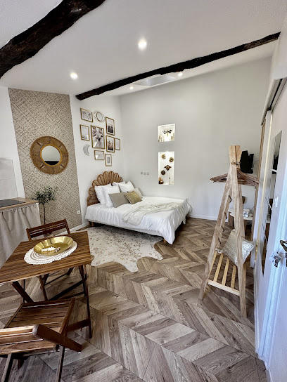 Chez Roméo & Sandro, Chambre D'hôtes à Pézenas