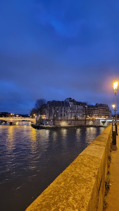 Centre Paris, Location de Vacances à Paris 11