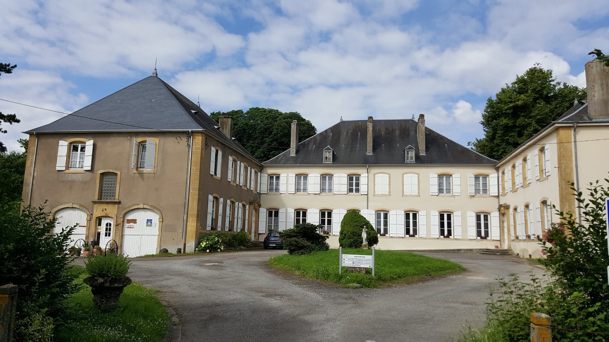 Le Château de Puxe, Chambre d'Hôtes à Puxe
